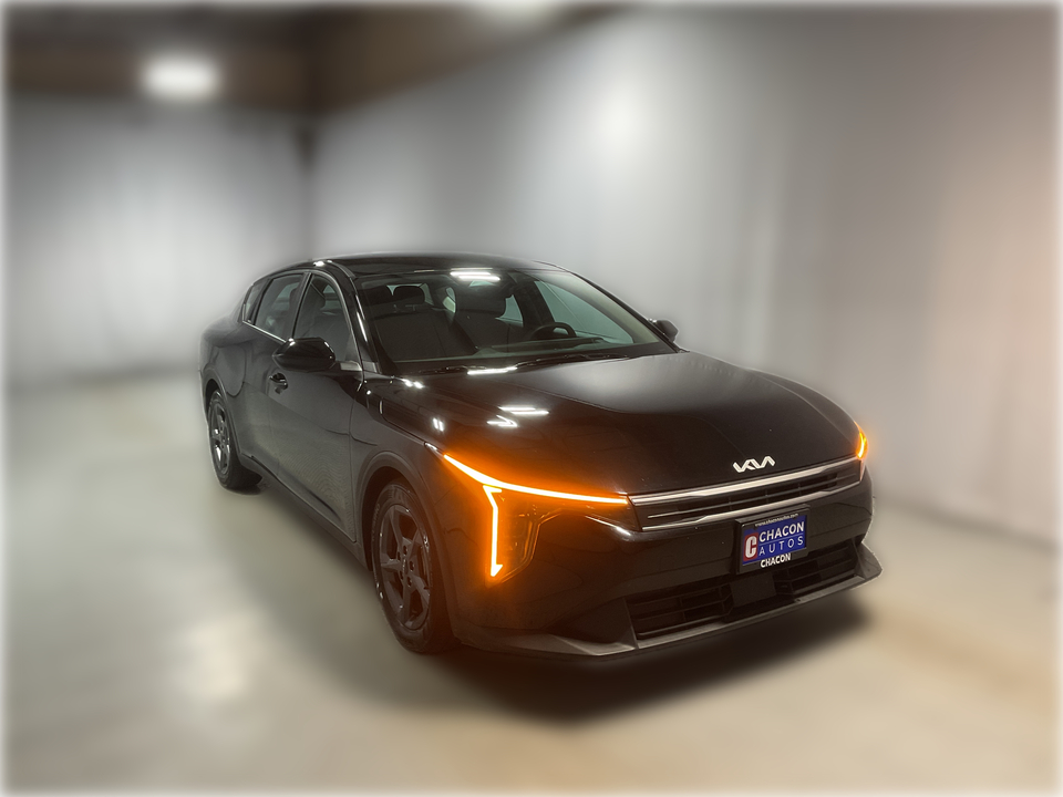 2025 Kia K4 LX