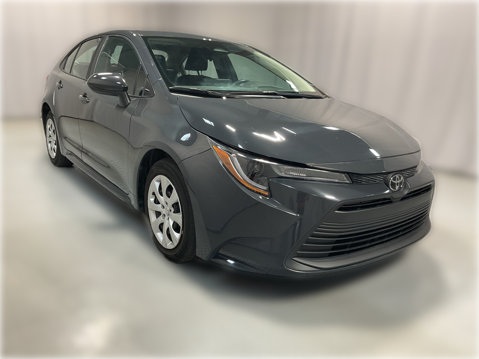 2025 Toyota Corolla LE