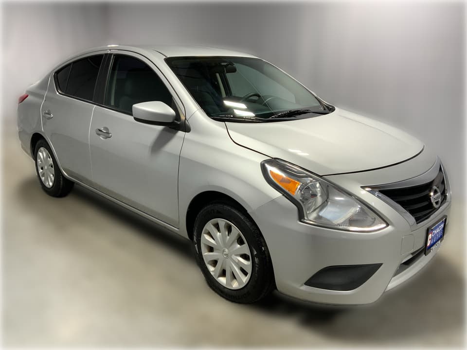 2019 Nissan Versa 1.6 SV Sedan